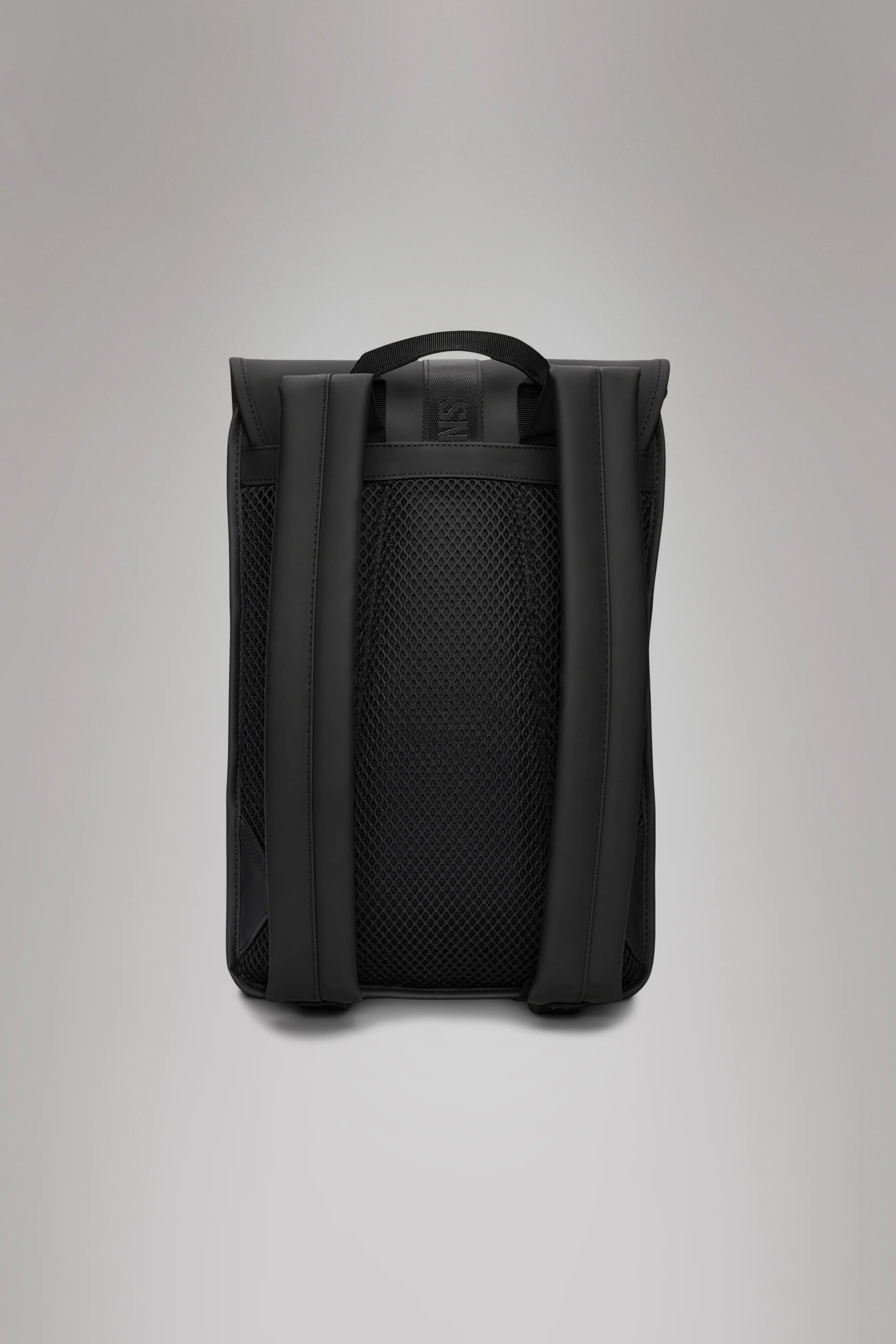 2025 Trail Backpack Mini – Mochila de Día Repelente al Agua (15") con Solapa y Hebilla de Goma – Tejido PU – Compartimento Acolchado para Portátil