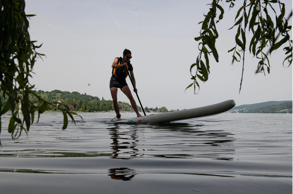 2025 Flare Pro 10.2 Tabla de SUP hinchable Allround – Double Layer Fusion, con remo, bomba y mochila con ruedas