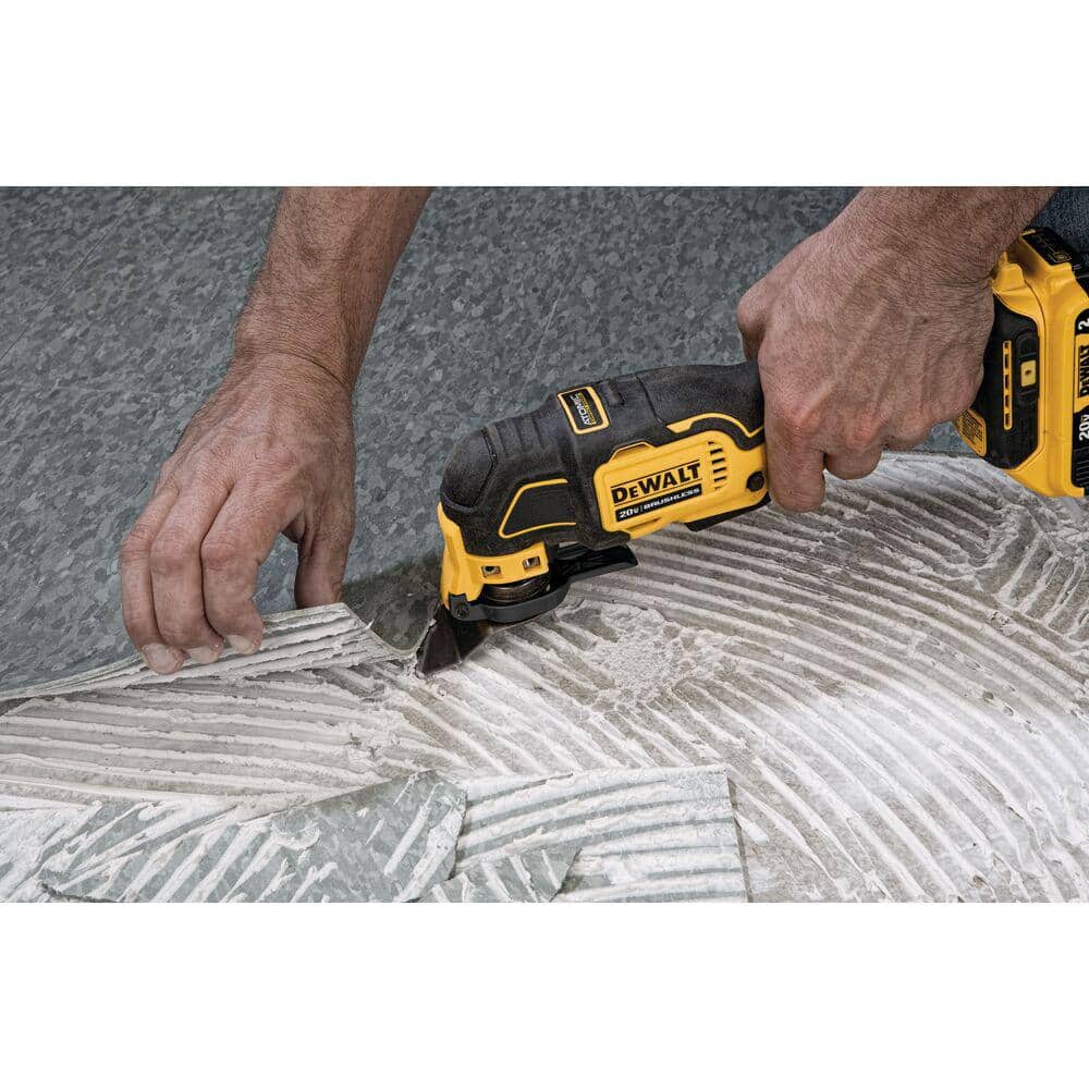 ATOMIC Kit Combo Inalámbrico sin Escobillas de 20V MAX con (2) Baterías de 1.5Ah, Cargador y Bolsa – Modelo DCK224C2