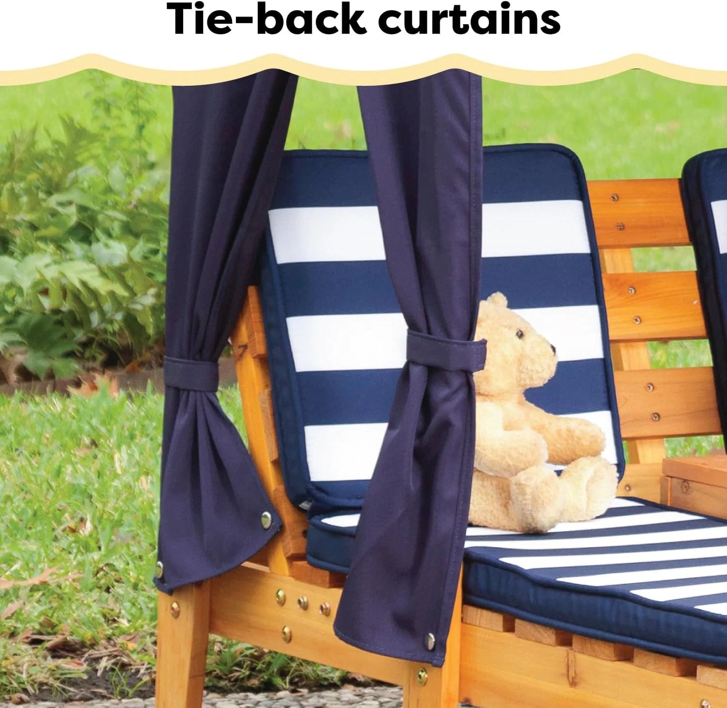 Tumbona Doble de Madera para Niños KidKraft con Porta Vasos, Muebles de Jardín para Niños, Color Miel con Tela a Rayas Azul Marino y Blanco, Regalo para Niños de 3 a 8 Años