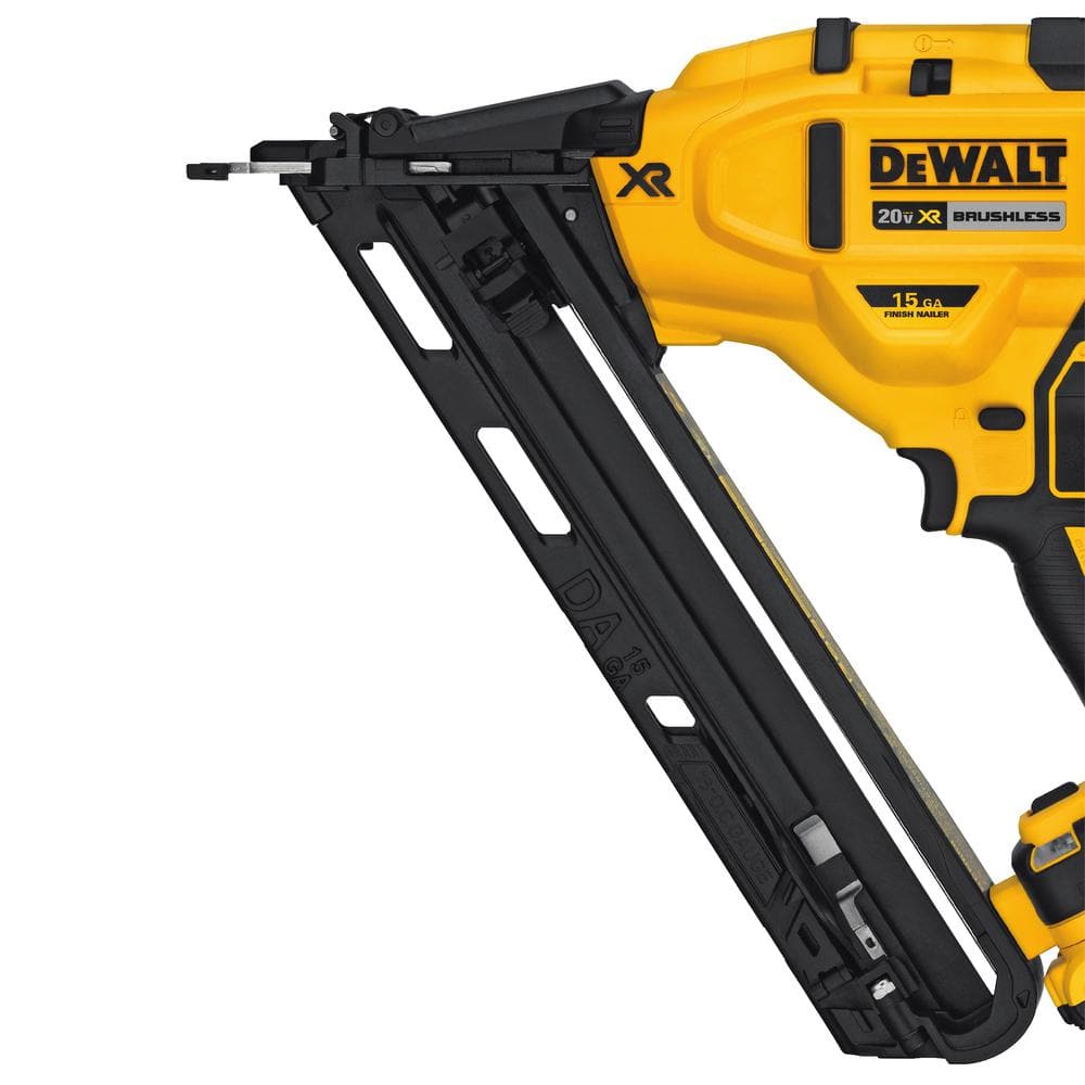 2025 Clavadora Angular de Acabado de 15 Ga. Inalámbrica 20V MAX XR de Ion-Litio (Solo Herramienta) DCN650B