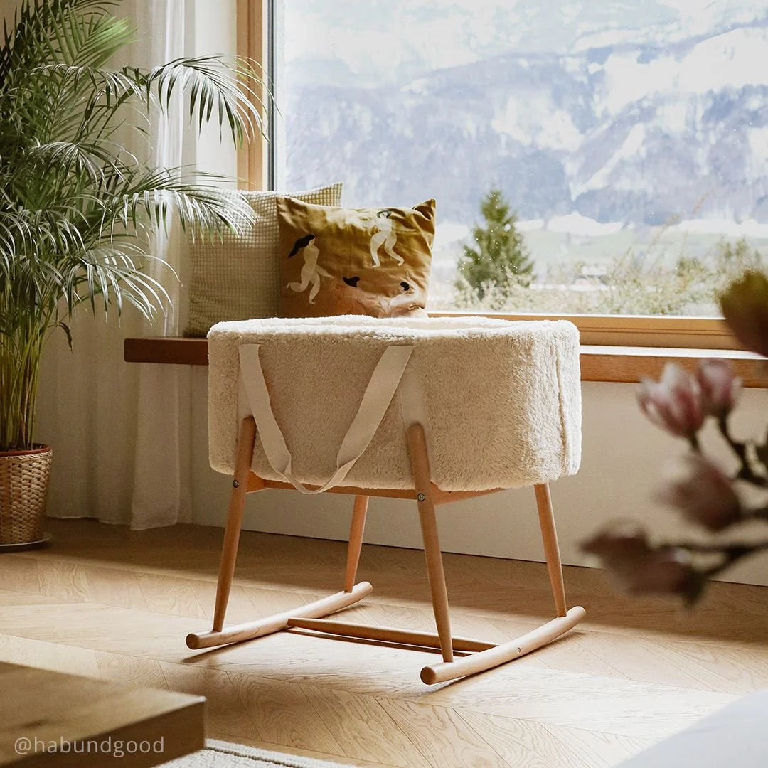 2025 Capazo para bebé Charlie Crane KUKO – Portátil con asas | Estructura de madera natural opcional como cuna | Funda de felpa 100 % poliéster | Espuma de polieter de alta calidad | Para recién nacidos hasta que puedan sentarse o trepar | Sin acceso