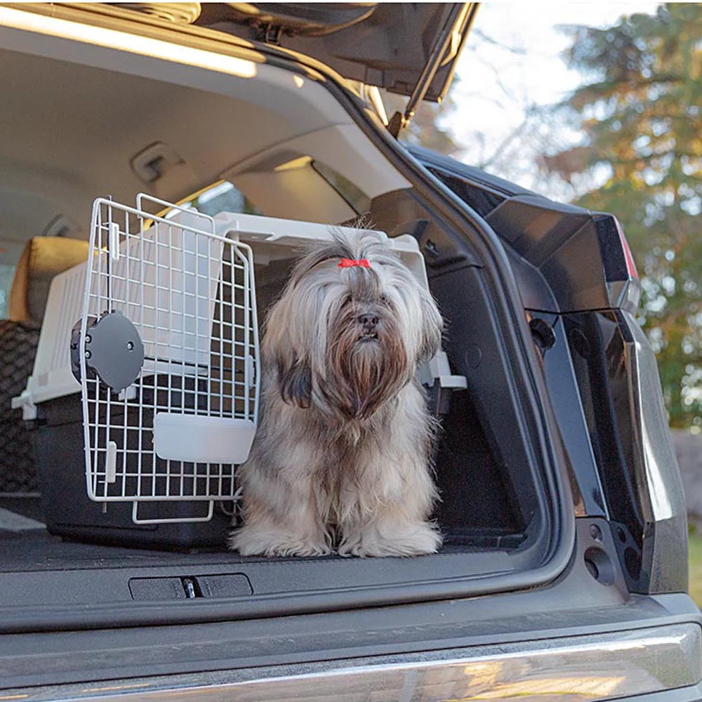 2025 Atlas 40 – Transportín para perro de tamaño mediano, seguro, ventilado y conforme a la normativa IATA. Con asa práctica, comedero y accesorios opcionales