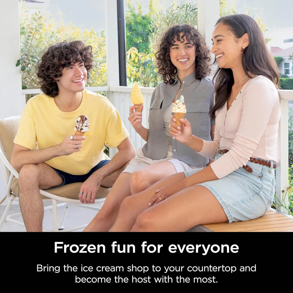 2025 Máquina de helados y crema suave Ninja Swirl by CREAMi, sorbetes, batidos, yogur helado, programa bajo en calorías y más, 13 en 1, con palanca de crema suave, (2) recipientes CREAMi Swirl de 16 oz, para niños y todas las edades, modelo NC701