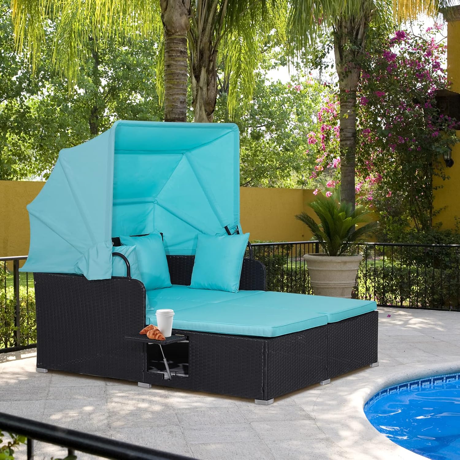 RELAX4LIFE Cama de Jardín Exterior con Dosel, Tumbona de Resina Trenzada con Cojines, 4 Almohadas y 2 Bandejas Laterales Retráctiles, Cama Lounge para 2 Personas para Piscina, Porche, Jardín, Cama de Exterior de Ratán (Turquesa)