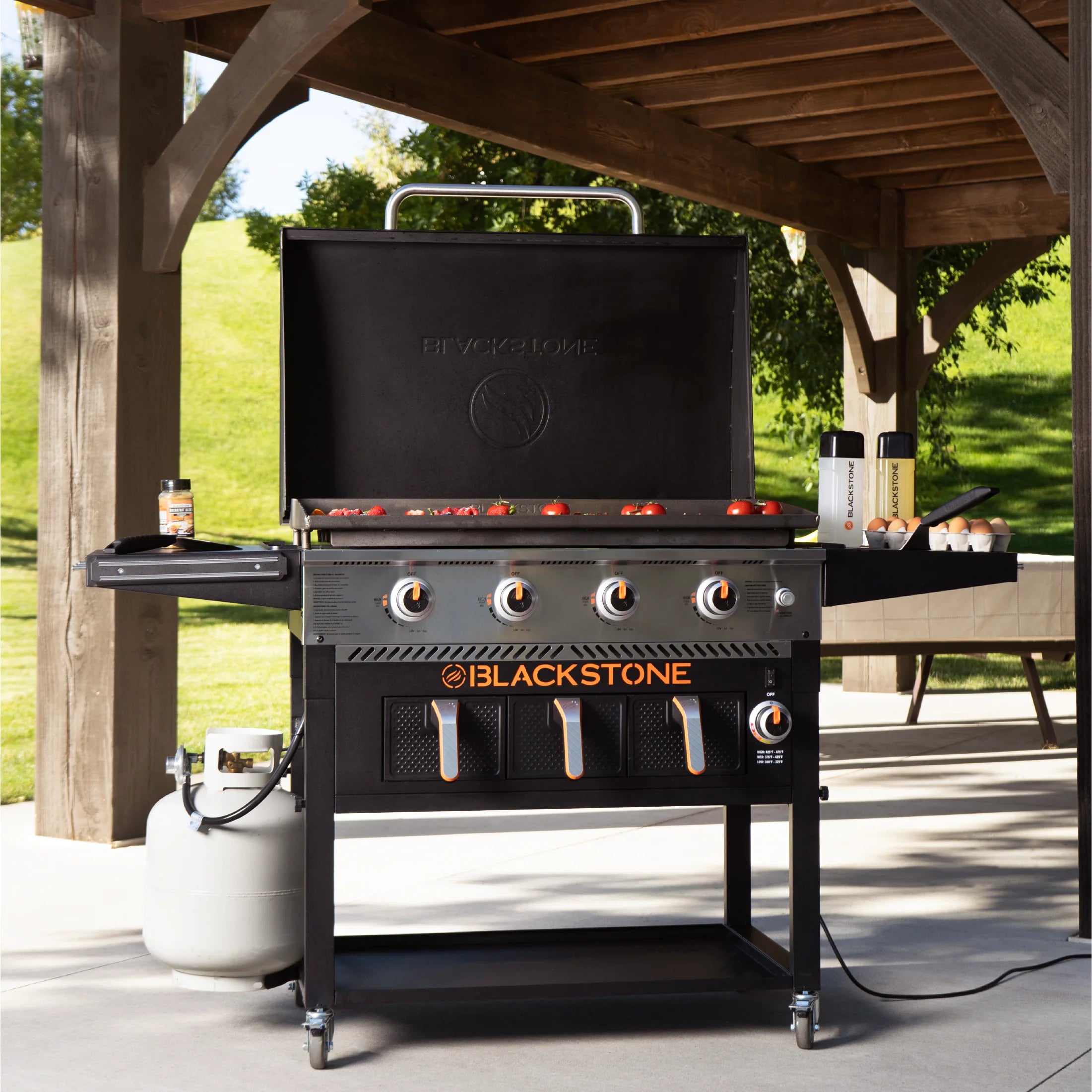 2025 Plancha Blackstone de 36" con 4 quemadores a gas propano, freidora de aire y tapa