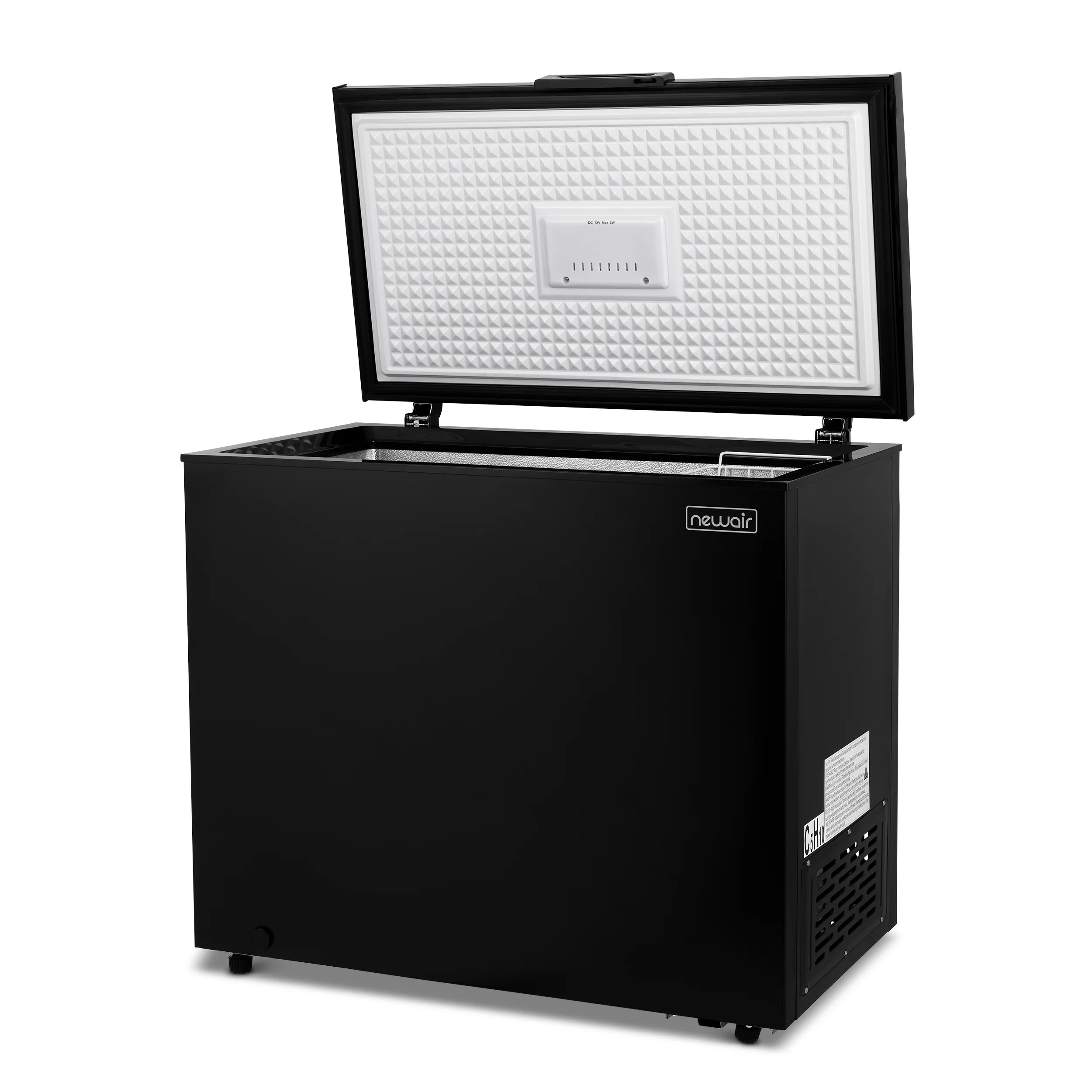 2025 Congelador Vertical Compacto Newair – 6,7 pies³ – Negro