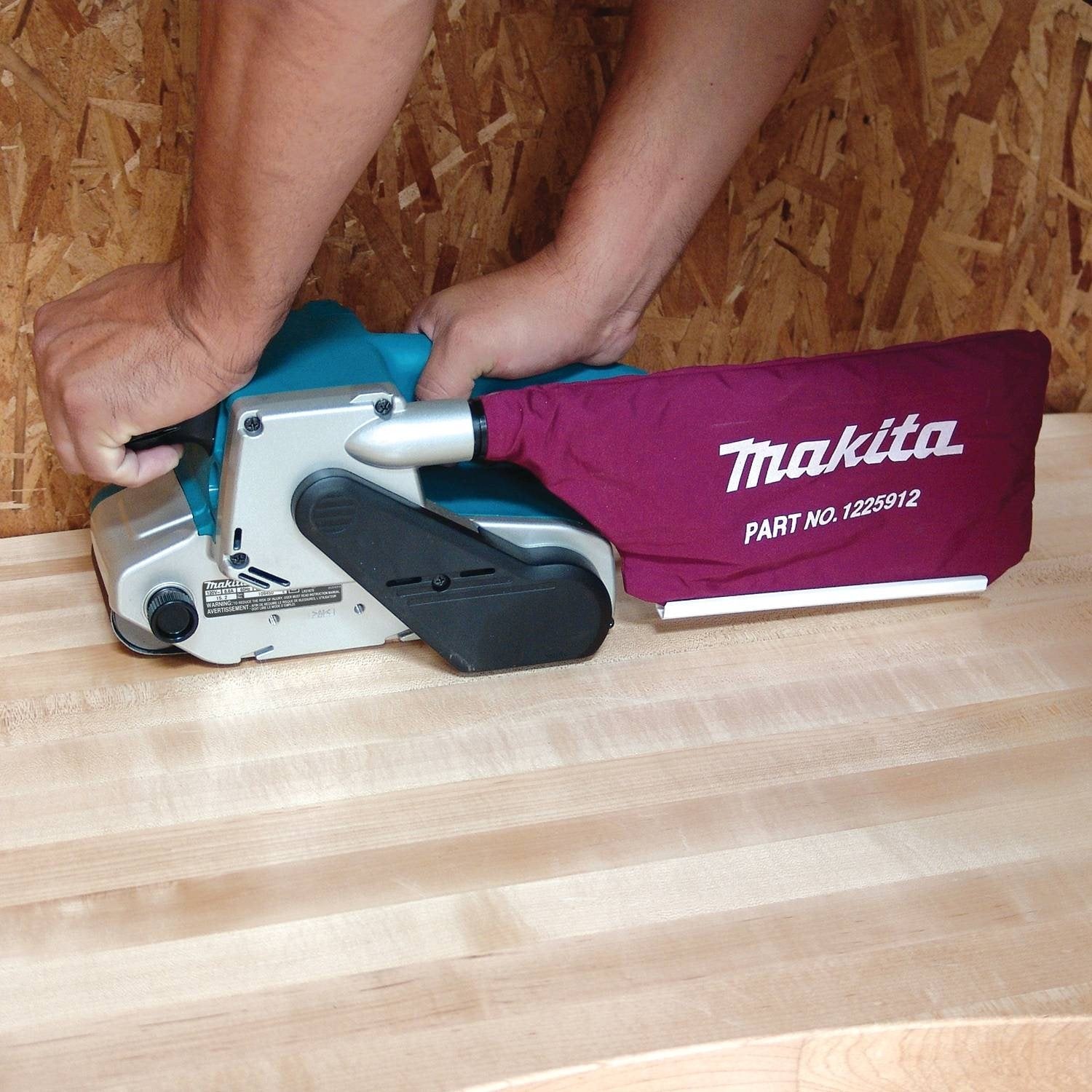 Makita 9903 Lijadora de Banda Variable de 3 x 21 Pulgadas