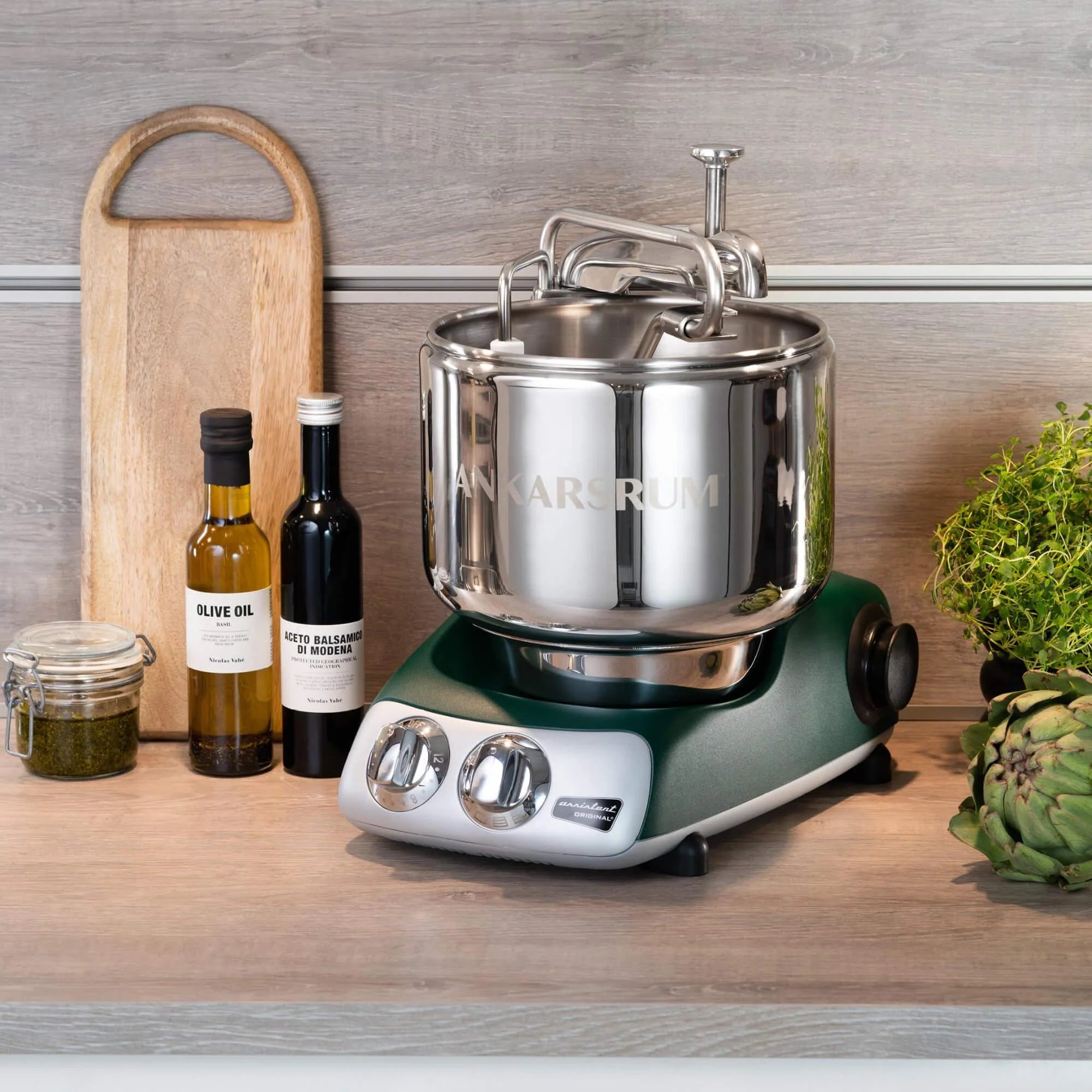2025 Ankarsrum Assistent Original 6230 – robot de cocina multifunción con diseño retro, bol de acero inoxidable de 7 L, motor de 1500 W, accesorios variados, garantía de 7 años