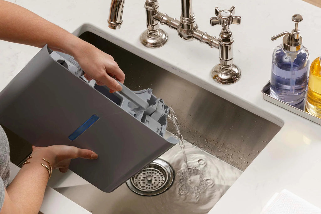 2025 Deshumidificador Portátil GE Energy Star® con Bomba Integrada y Función Smart Dry para Espacios Húmedos