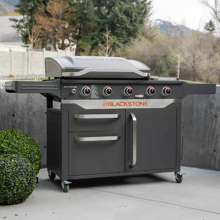 Blackstone ProSeries Estación de Cocina a Gas con 5 Quemadores de 28" y Plancha Lateral