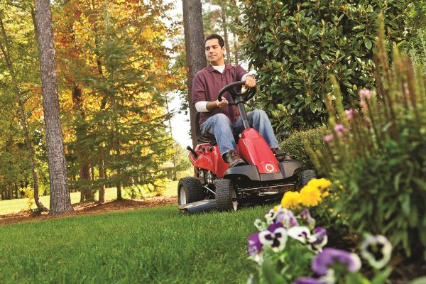 2025 Tractor cortacésped Troy-Bilt TB30 382cc, 30 pulgadas, 6 velocidades – Modelo reacondicionado