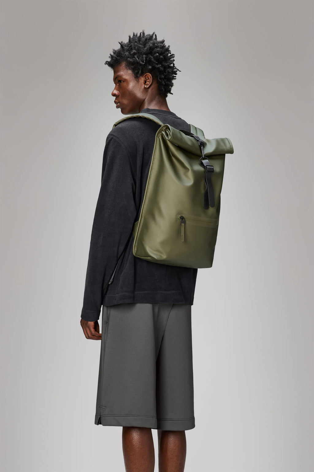 2025 Mochila Rolltop – Mochila Urbana Impermeable con Cierre Enrollable, Compartimento Lateral para Portátil y Correa de Pecho Segura