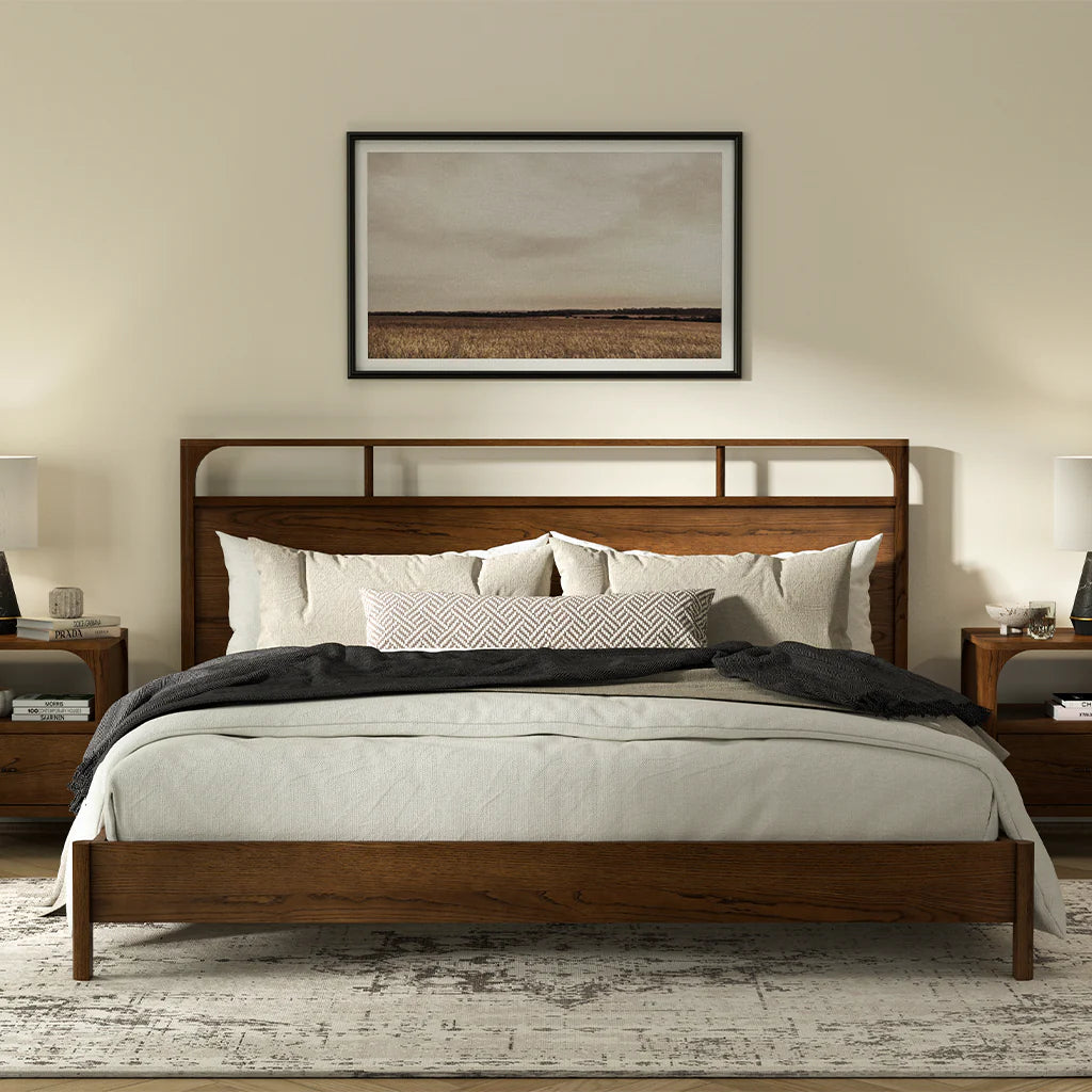 Cama Cali de Roble Tinte Nogal – Elegancia Natural y Acabados Cuidados
