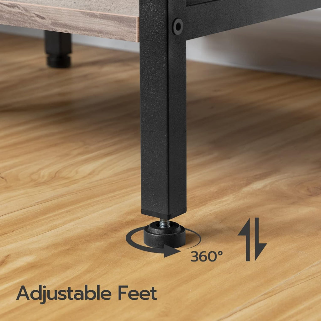 Mueble para TV con Enchufes Integrados para TVs de hasta 75 Pulgadas, Mesa Consola con Estantes Abiertos, Centro de Entretenimiento Industrial para Sala o Dormitorio, Color Marrón Rústico y Negro BF60DS01