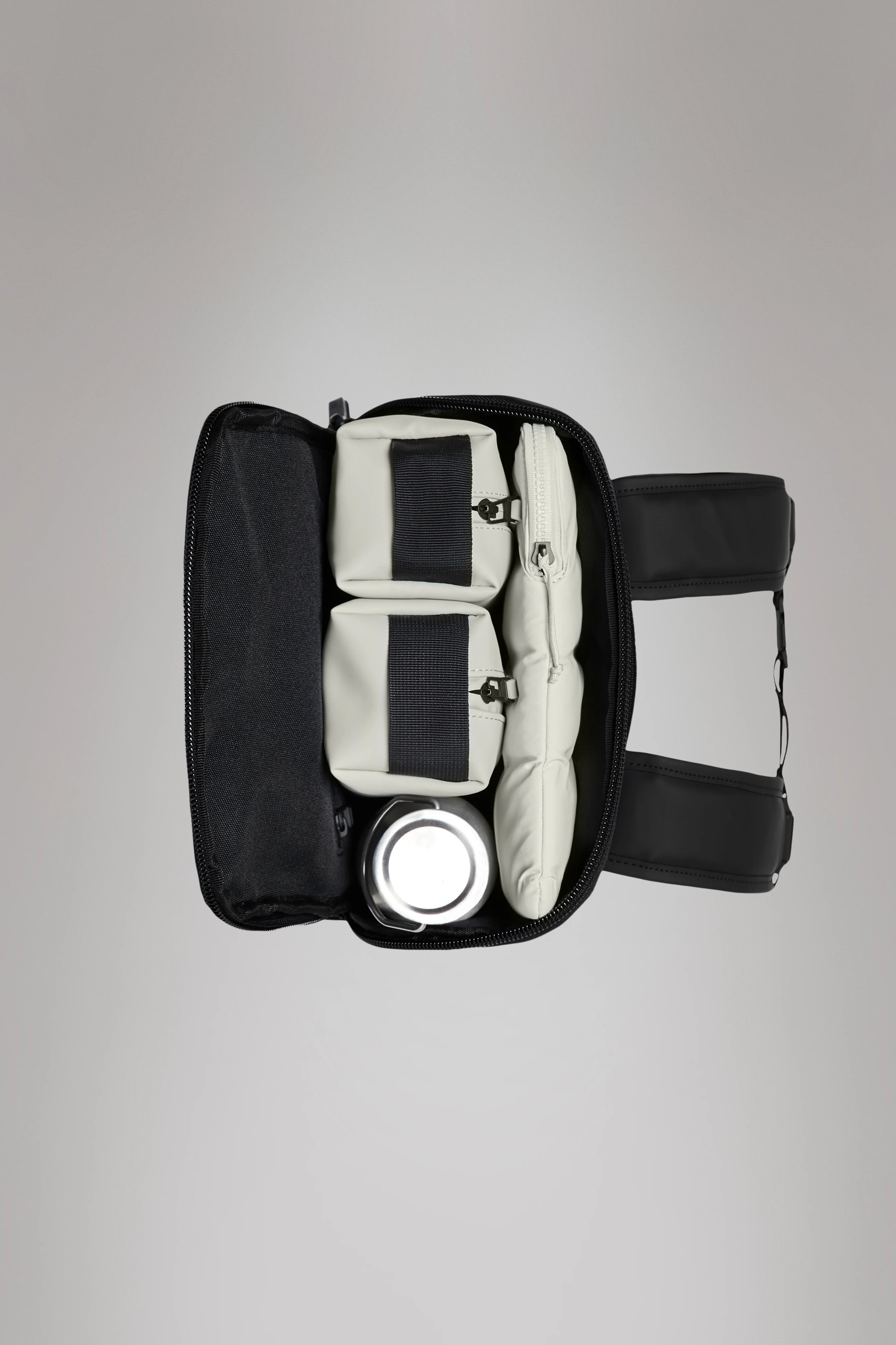 2025 Mochila Trail Cargo – Mochila Versátil y Resistente con Compartimento para Portátil de 13" y Bolsillos Exteriores Adicionales, en Tejido PU Impermeable