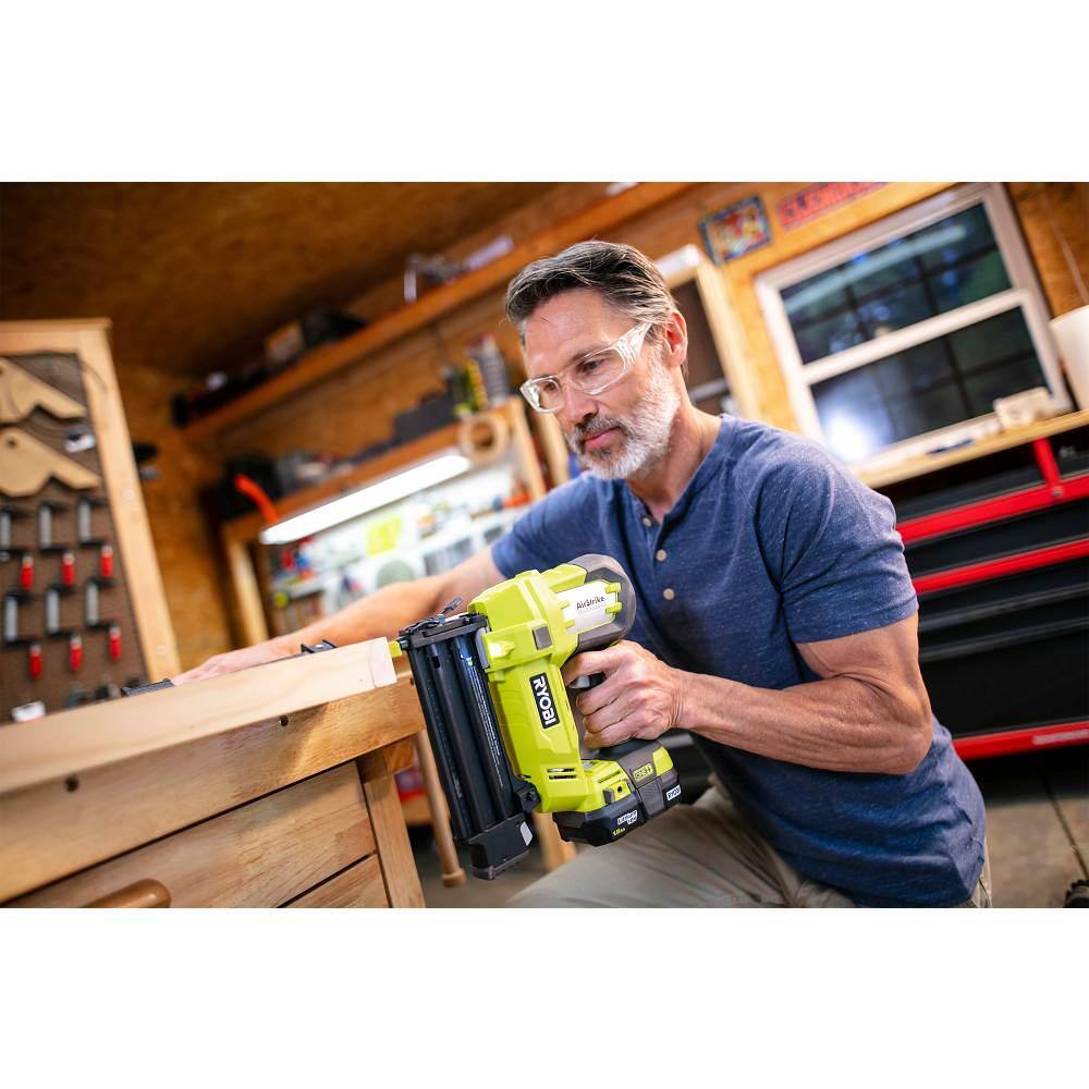 2025 Kit Combo Inalámbrico RYOBI ONE+ 18V – 10 Herramientas con 3 Baterías y Cargador (Modelo PCK750KN)