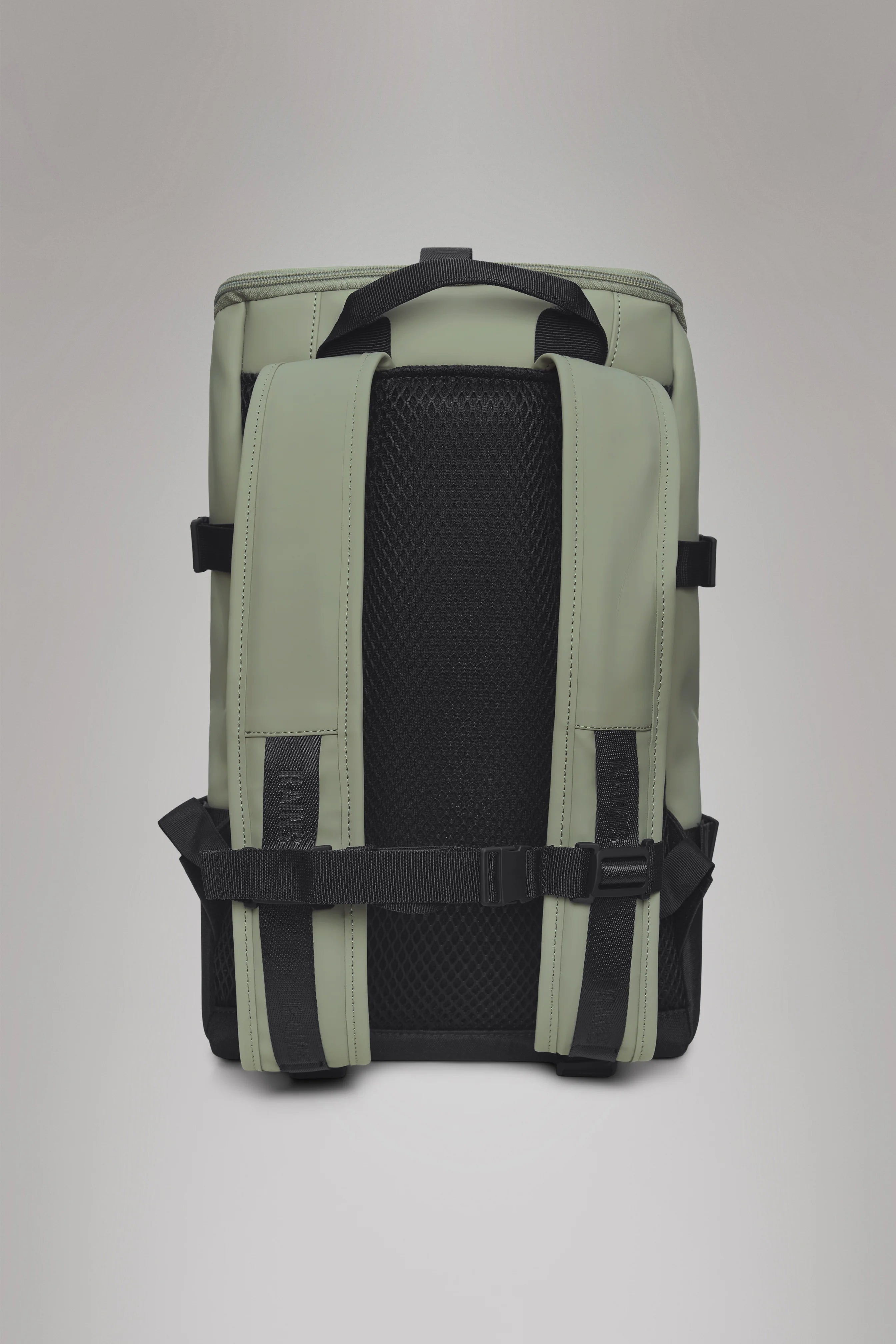 2025 Mochila Trail Cargo – Mochila Versátil y Resistente con Compartimento para Portátil de 13" y Bolsillos Exteriores Adicionales, en Tejido PU Impermeable