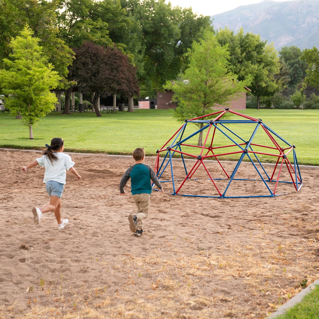 Lifetime Cúpula para Escalar al Aire Libre para Niños, 5 pies de Alto x 10 pies de Ancho, Rojo y Azul (101301)