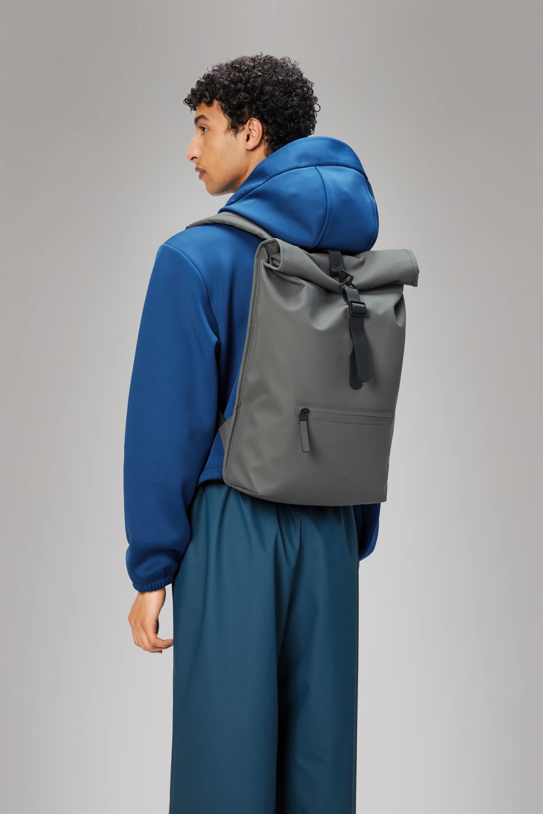 2025 Mochila Rolltop – Mochila Urbana Impermeable con Cierre Enrollable, Compartimento Lateral para Portátil y Correa de Pecho Segura
