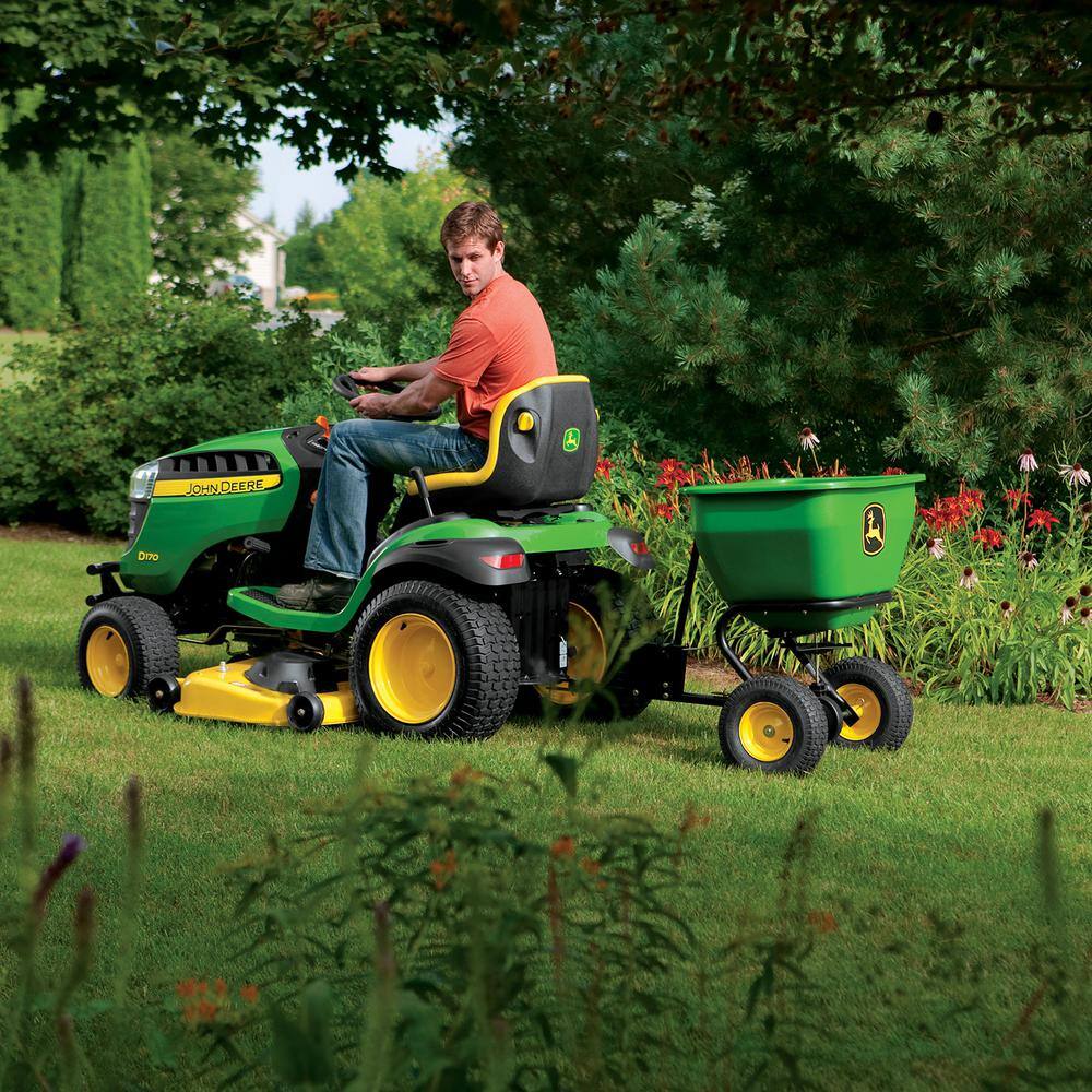 Esparcidor Remolcado John Deere de 175 lb con Tolva de Polietileno Antióxido – Compatibilidad Universal