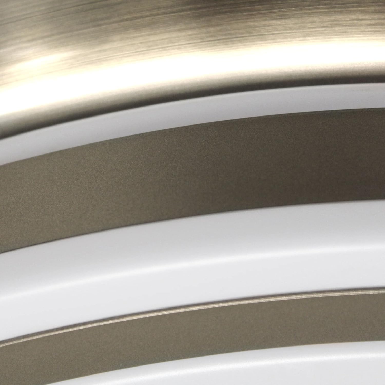 wonderlamp – Ventilador de Techo con Luz LED Pearl Mini, Aspas Retráctiles, Motor DC Muy Silencioso, 3 Temperaturas de Color Regulables, 46W, Blanco