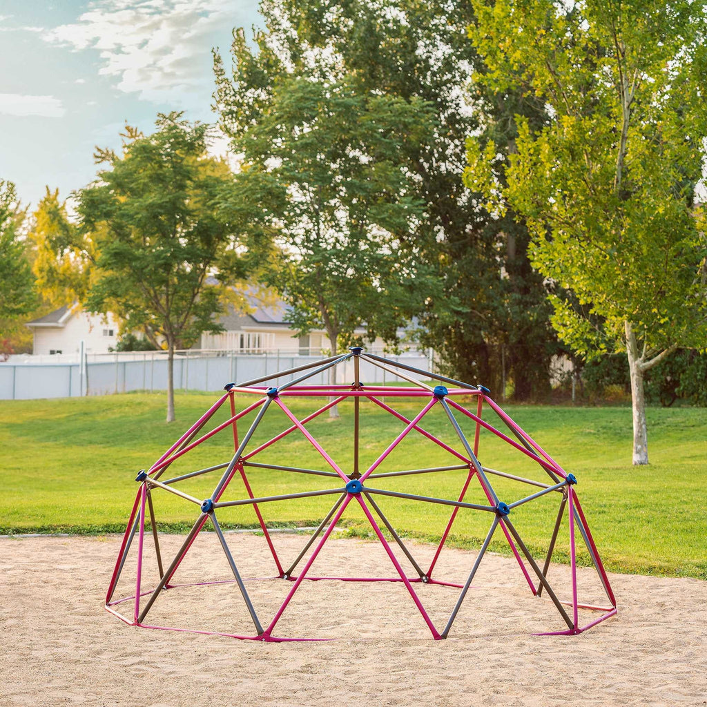Lifetime Cúpula para Escalar al Aire Libre para Niños, 5.5 pies de Alto x 11 pies de Ancho, Color Berry y Marrón (91088)