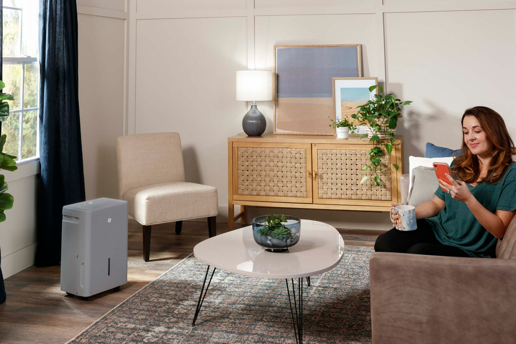 2025 Deshumidificador Portátil GE Energy Star® con Bomba Integrada y Función Smart Dry para Espacios Húmedos