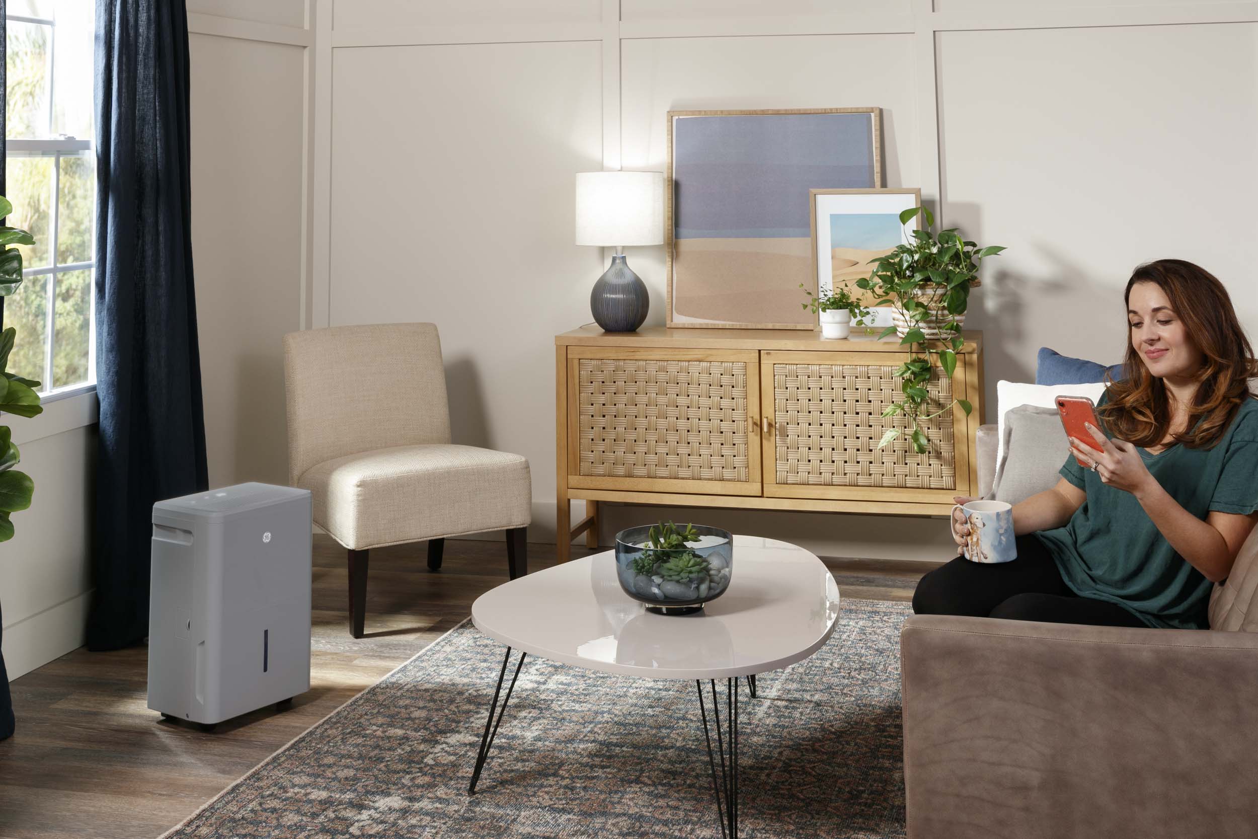 2025 Deshumidificador Portátil GE Energy Star® con Bomba Integrada y Función Smart Dry para Espacios Húmedos