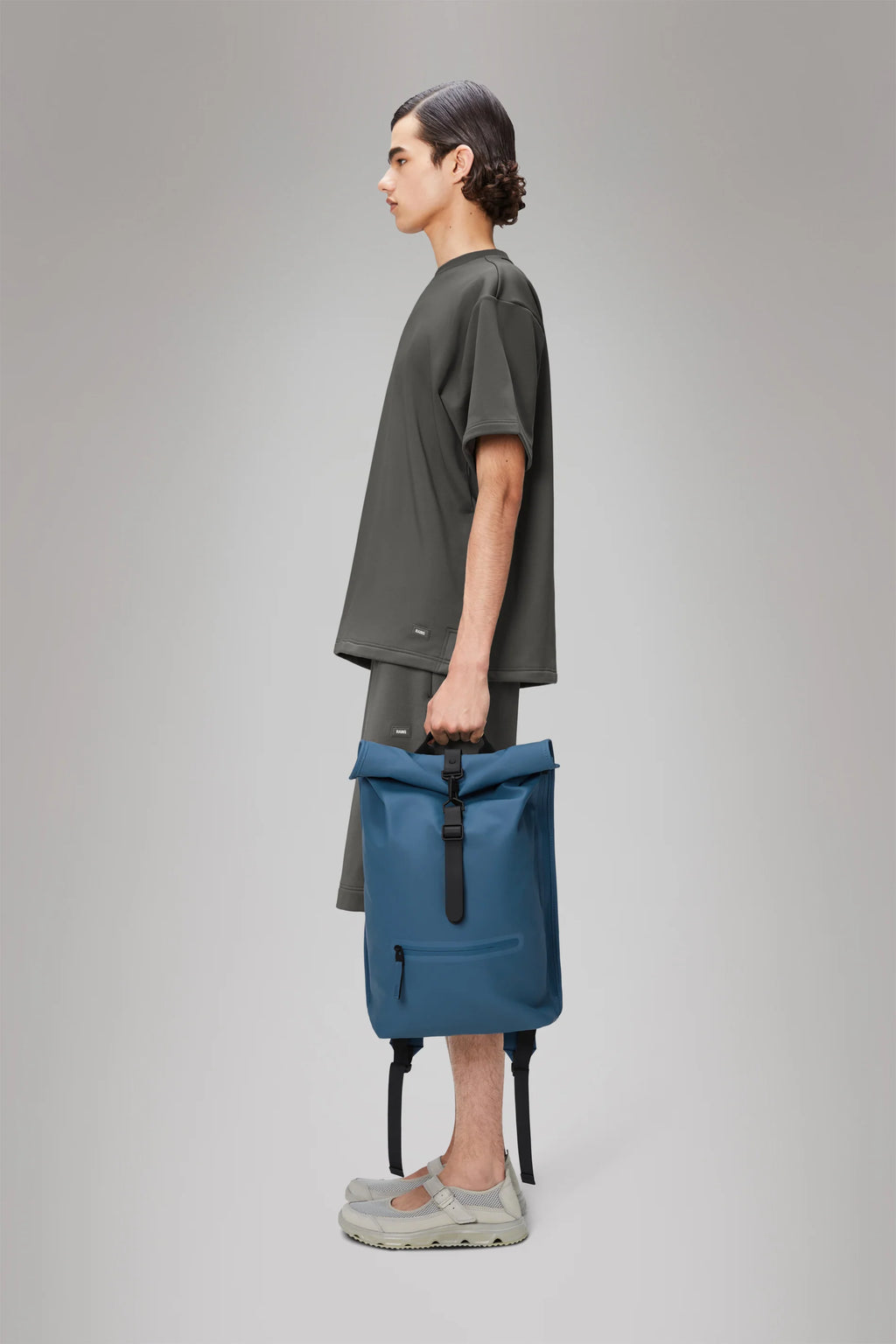 2025 Mochila Rolltop – Mochila Urbana Impermeable con Cierre Enrollable, Compartimento Lateral para Portátil y Correa de Pecho Segura
