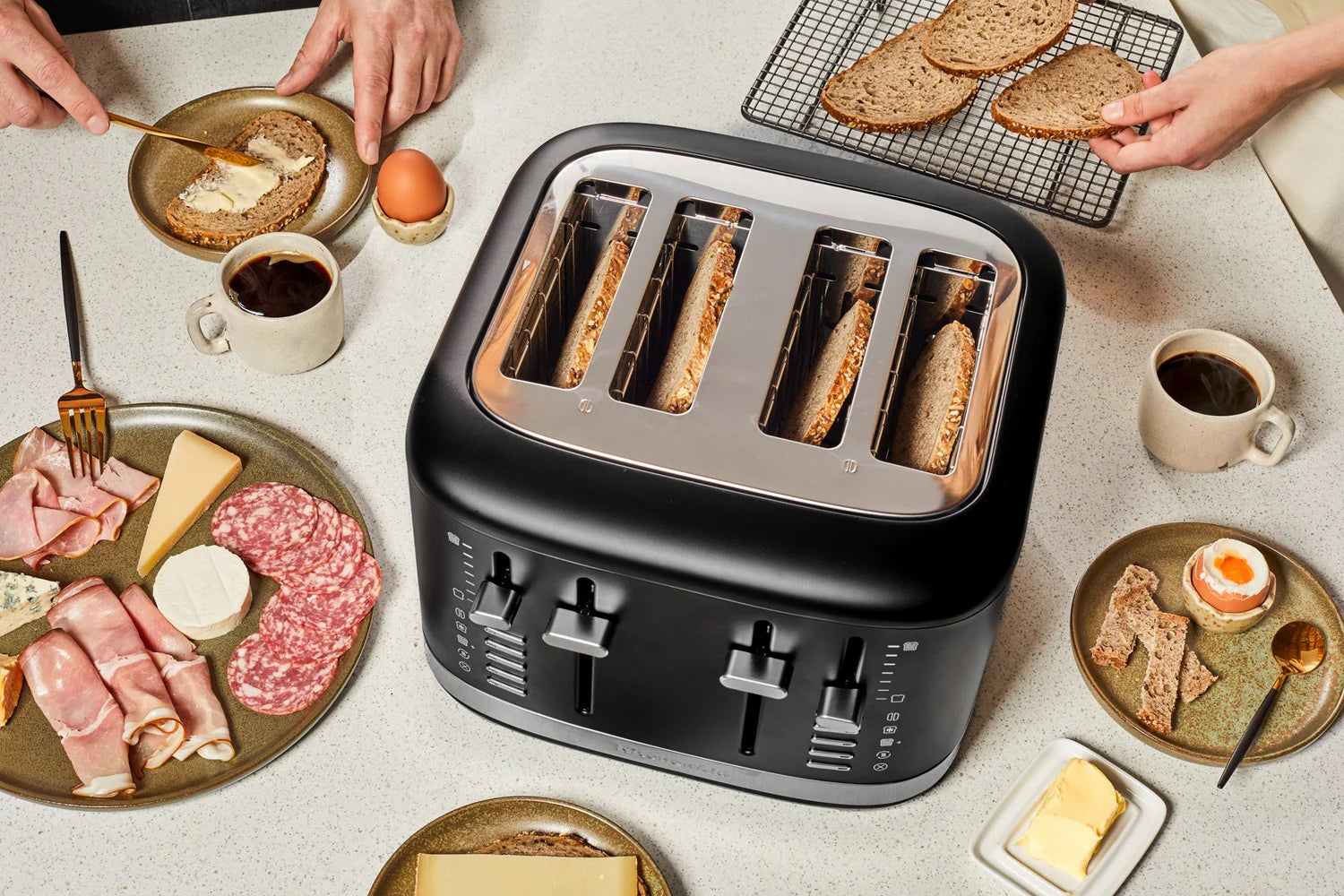 2025 Tostadora Artisan de KitchenAid de 4 ranuras 5KMT4109 – Control manual