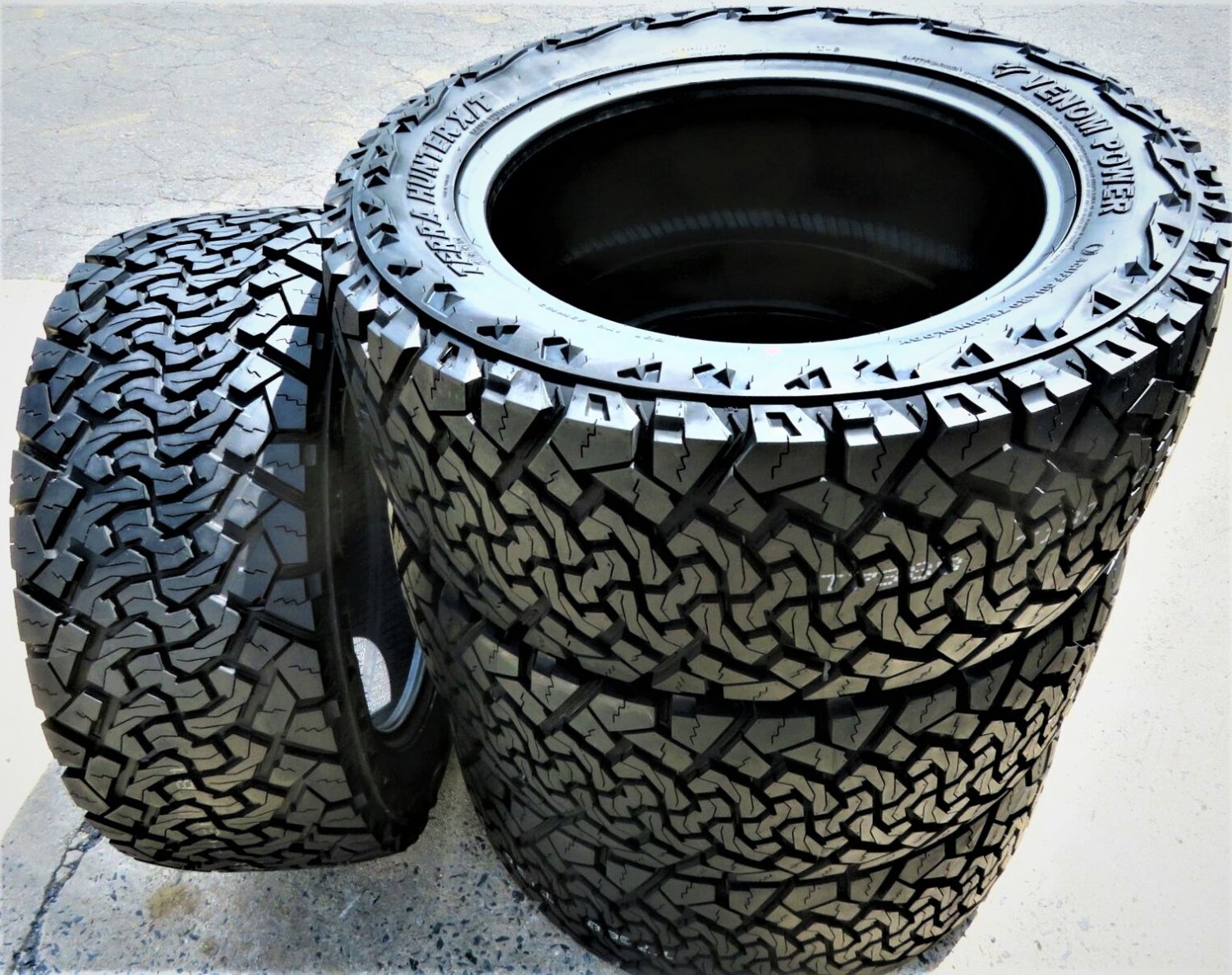 2025 Venom Power Terra Hunter X/T 275/60R20 115T XT Neumáticos Todo Terreno para Terrenos Extremos