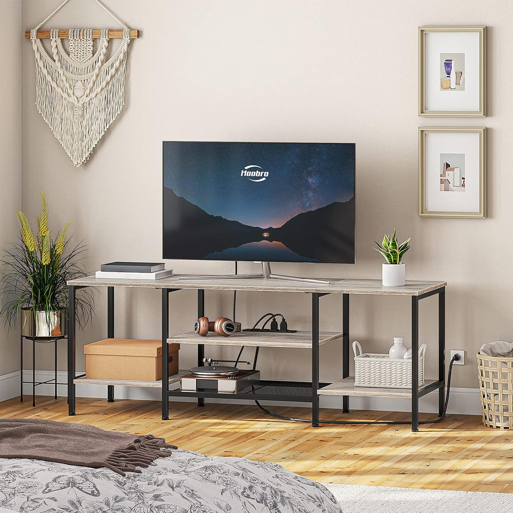 Mueble para TV con Enchufes Integrados para TVs de hasta 75 Pulgadas, Mesa Consola con Estantes Abiertos, Centro de Entretenimiento Industrial para Sala o Dormitorio, Color Marrón Rústico y Negro BF60DS01