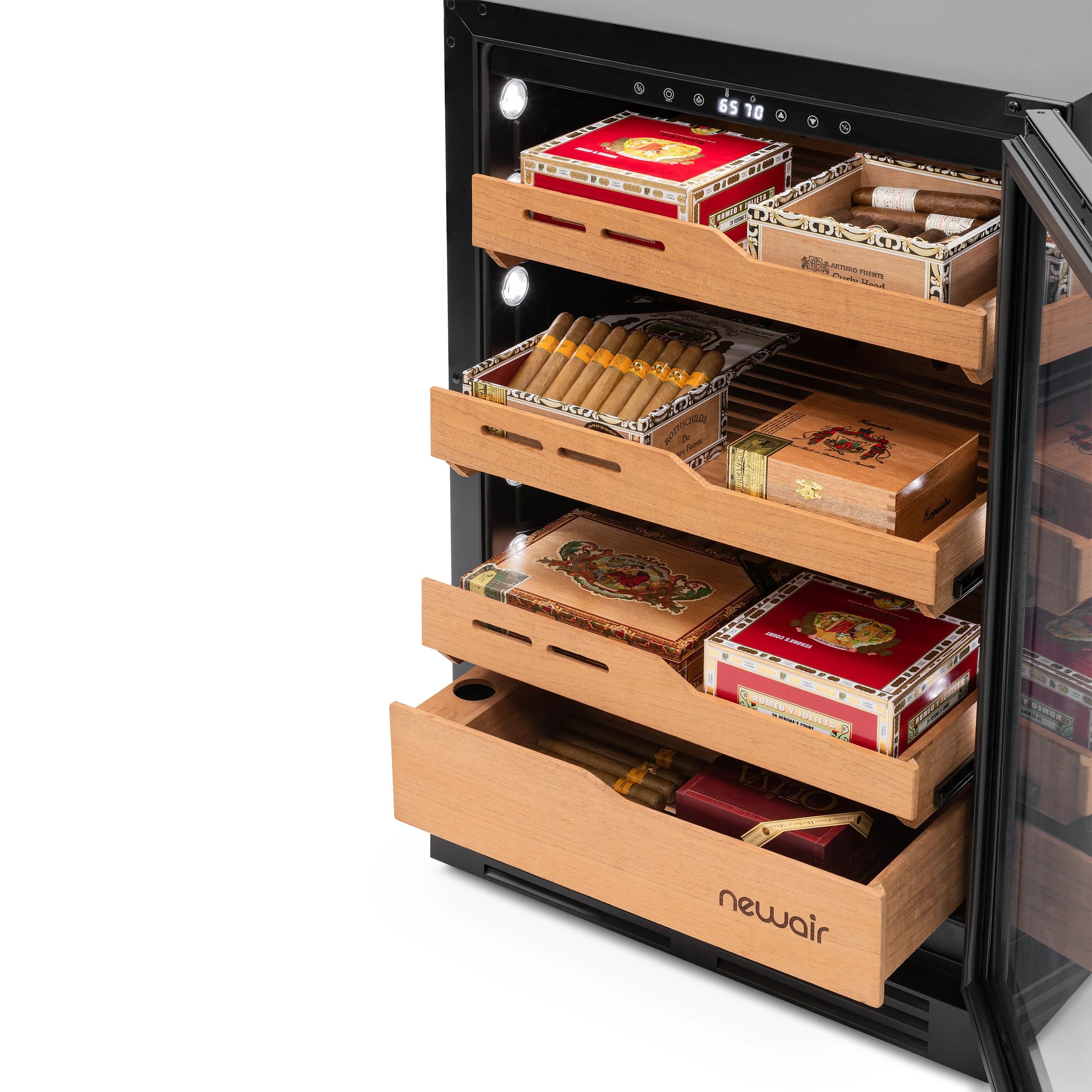2025 Newair® Humidor Eléctrico para Puros, 1,500 Unidades – Empotrable o Independiente