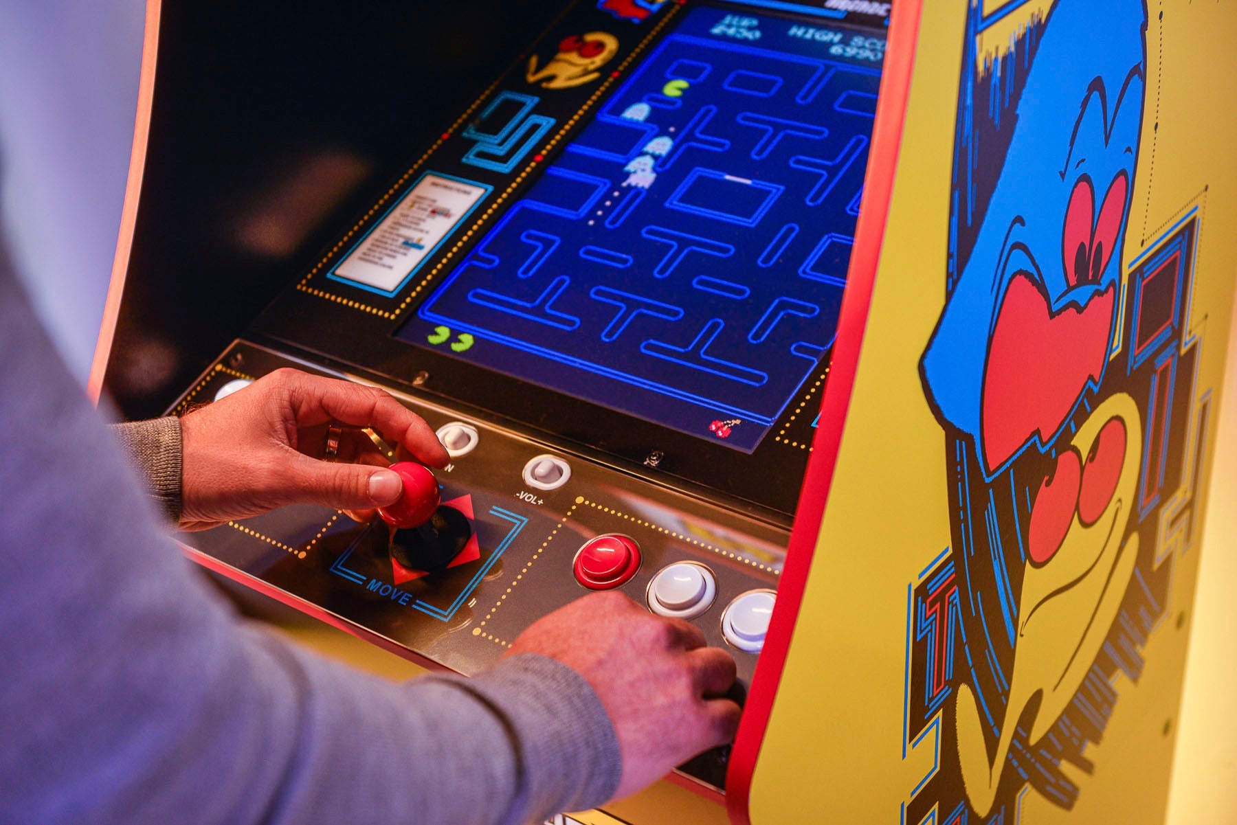 Arcade1Up – Máquina Arcade PAC-MAN Deluxe – Amarilla