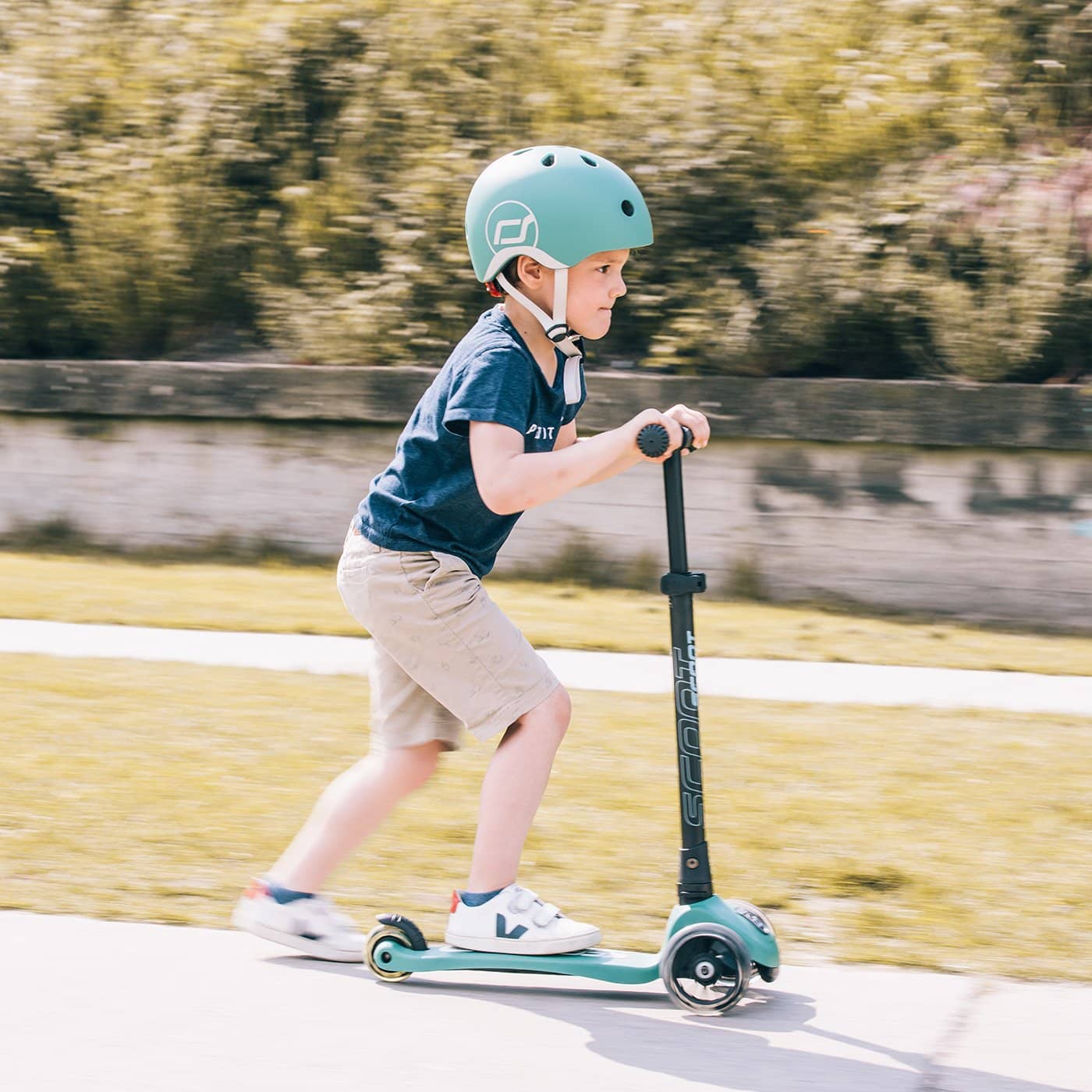 2025 Scoot and Ride Patinete – Highwaykick 3 LED – Forest