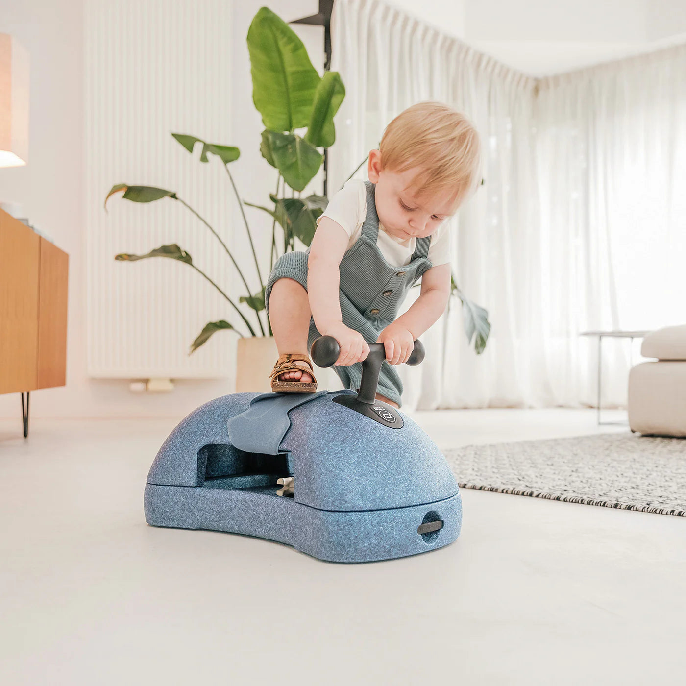 2025 Scoot and Ride My First Andador y Patinete 3 en 1 en color Acero