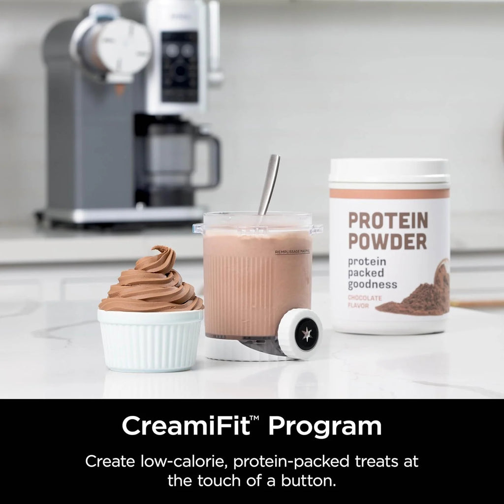 2025 Máquina de helados y crema suave Ninja Swirl by CREAMi, sorbetes, batidos, yogur helado, programa bajo en calorías y más, 13 en 1, con palanca de crema suave, (2) recipientes CREAMi Swirl de 16 oz, para niños y todas las edades, modelo NC701