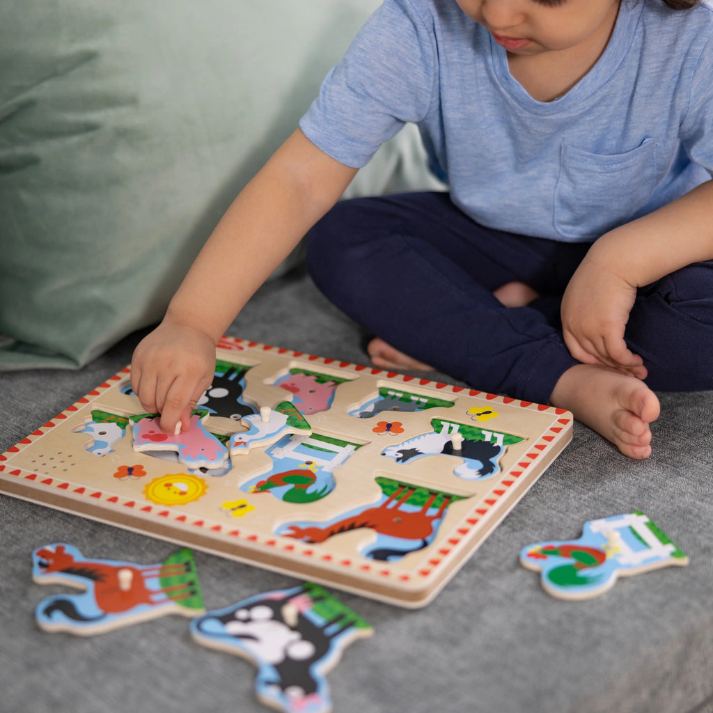 Melissa & Doug Rompecabezas Sonoro de Animales de Granja – Rompecabezas de Madera con Clavijas y Efectos de Sonido (8 piezas)