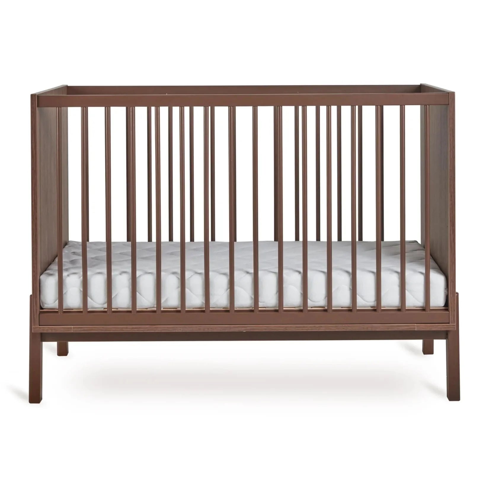2025 Cuna Quax colección Ashi – Marrón castaña | Elegancia atemporal y diseño minimalista | Altura ajustable (30/45/60 cm) | Haya certificada FSC | Incluye somier de lamas, sin colchón