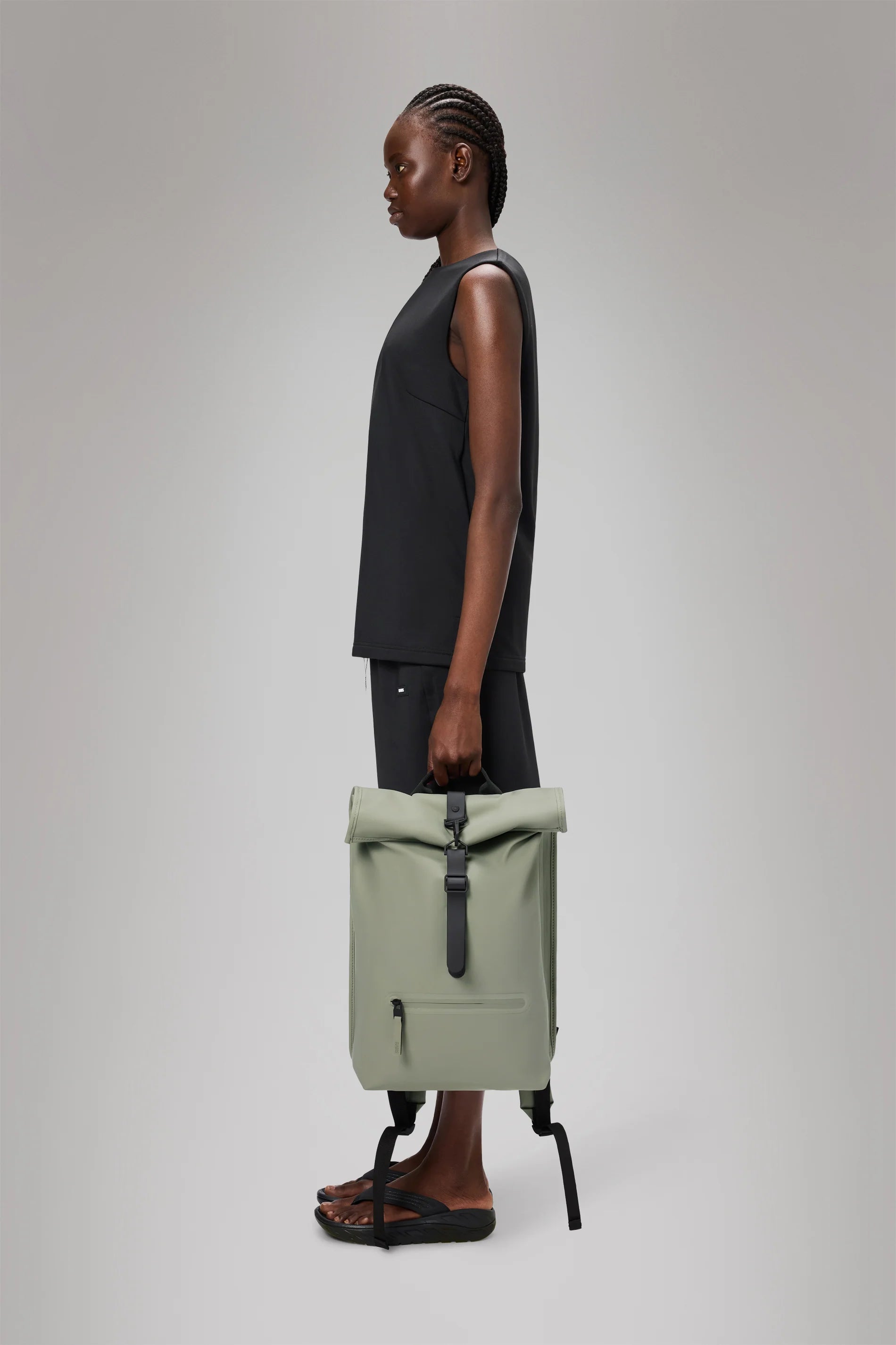 2025 Mochila Rolltop – Mochila Urbana Impermeable con Cierre Enrollable, Compartimento Lateral para Portátil y Correa de Pecho Segura
