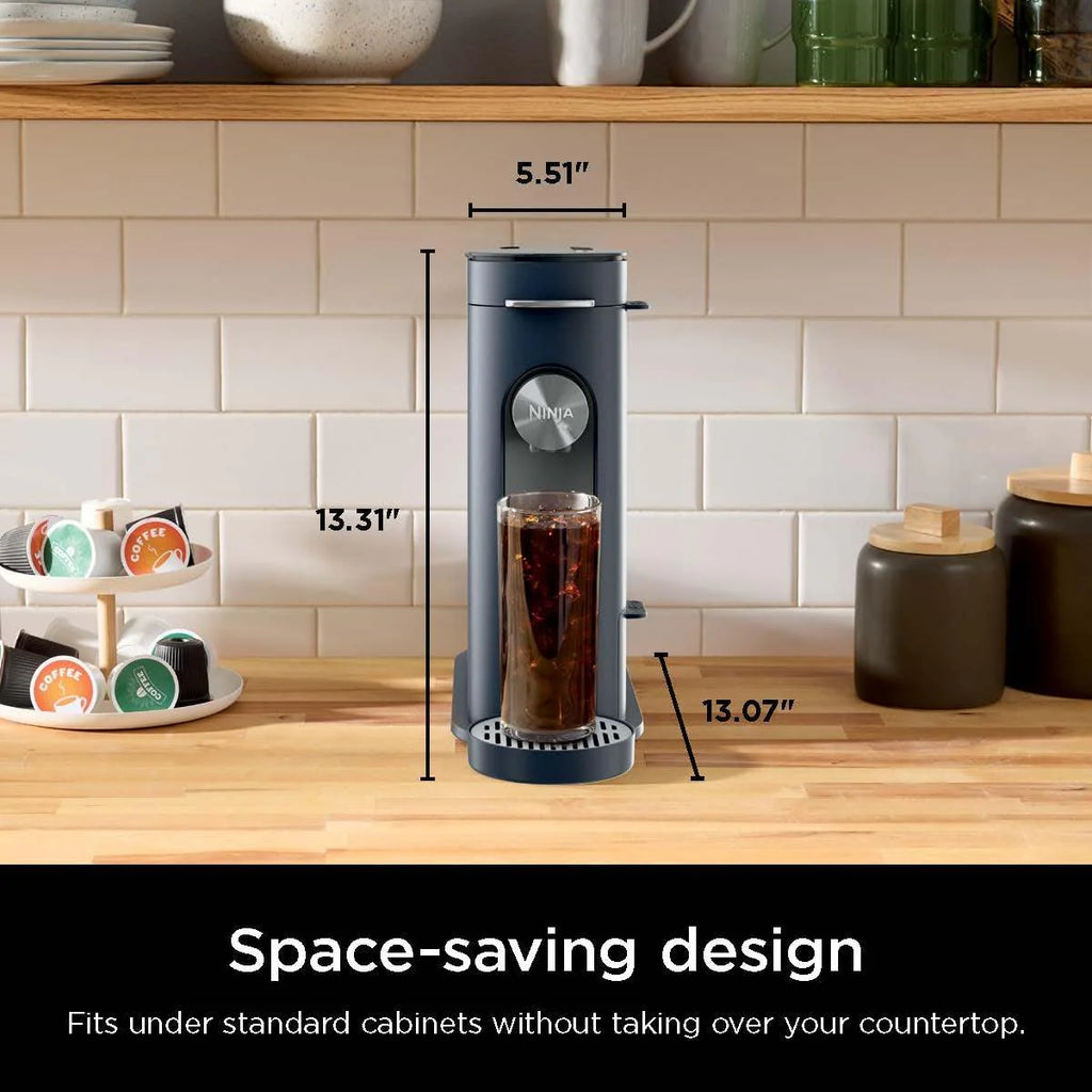 2025 Cafetera de porción individual Ninja Pods & Grounds, compatible con K-Cup, prepara café molido o cápsulas, diseño compacto, depósito de 56 oz, tamaños de taza de 6 oz a 24 oz para viaje, café frío, color piedra, modelo PB041ST
