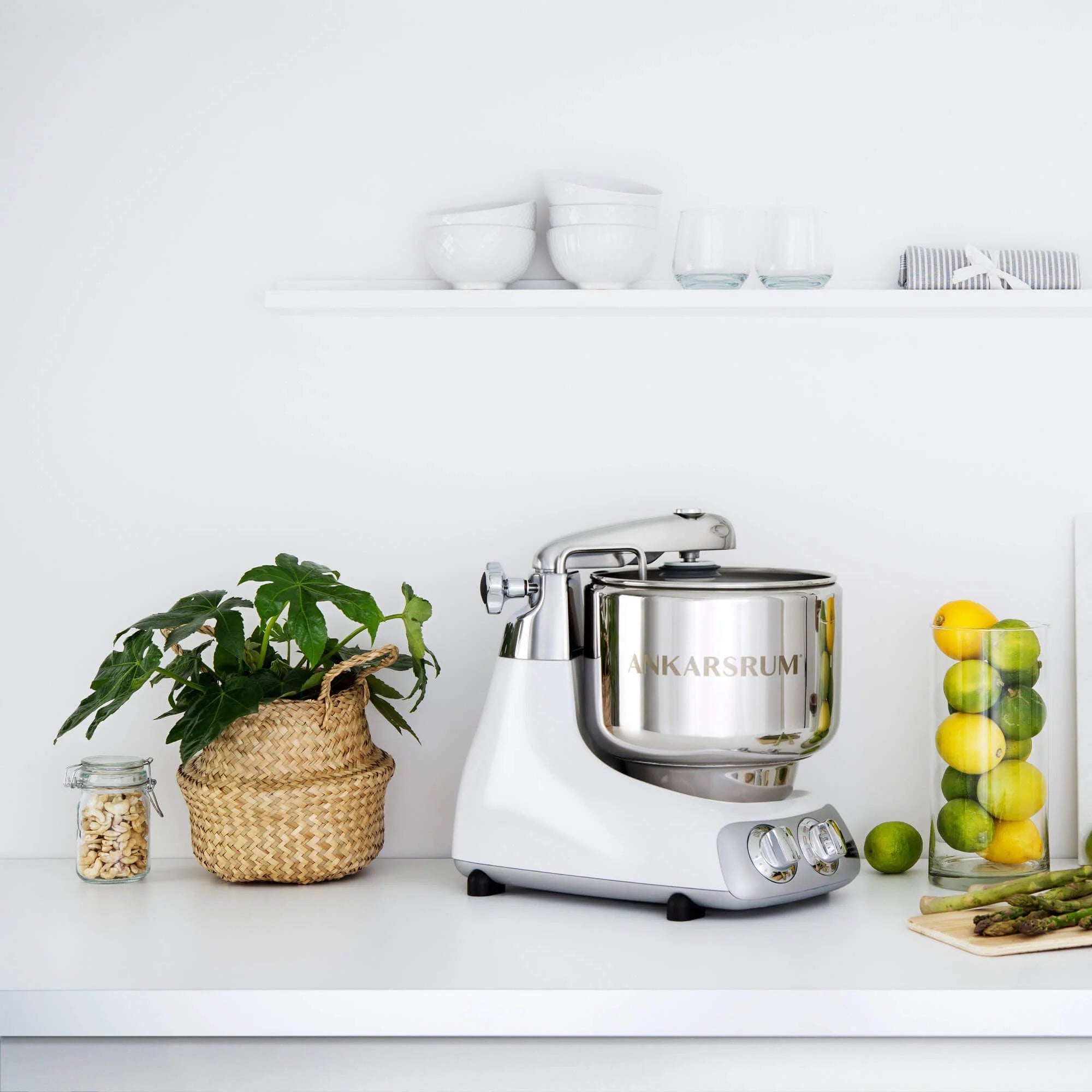 2025 Ankarsrum Assistent Original 6230 – robot de cocina multifunción potente con diseño retro, bol de acero inoxidable de 7 L, motor de 1500 W, accesorios variados, garantía de 7 años