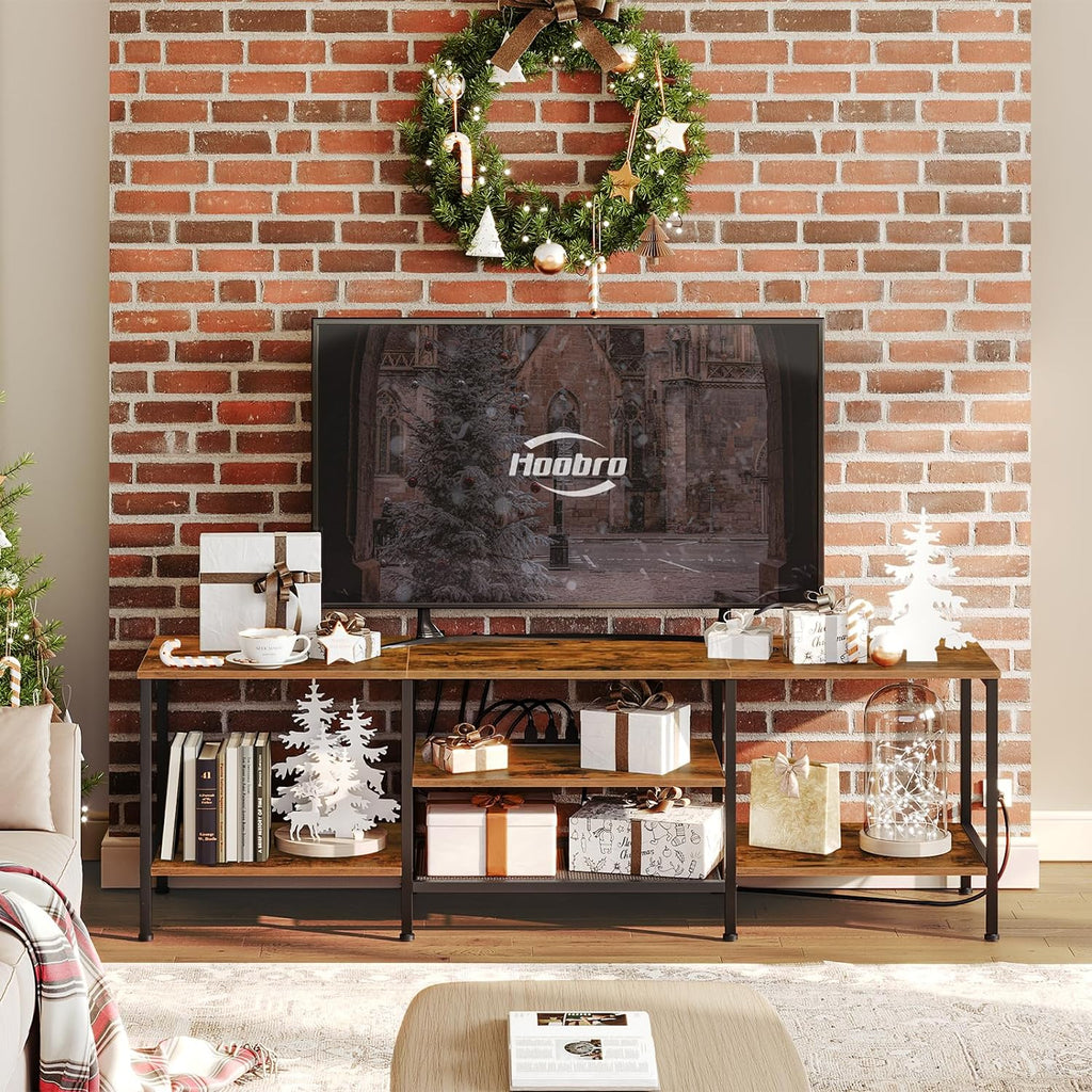 Mueble para TV con Enchufes Integrados para TVs de hasta 75 Pulgadas, Mesa Consola con Estantes Abiertos, Centro de Entretenimiento Industrial para Sala o Dormitorio, Color Marrón Rústico y Negro BF60DS01